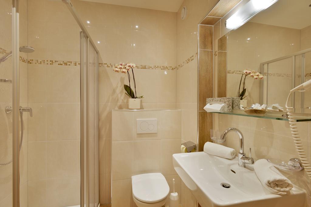 מאיירהופן Hotel Garni Jennewein חדר תמונה